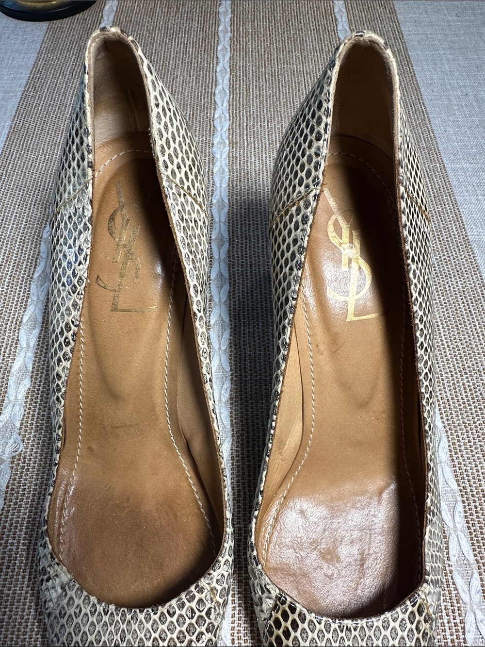 *VINTAGE YVES SAINT LAURENT YSL PYTHON LEATHER SNAKESKIN HEELS* - Picture 11 of 11